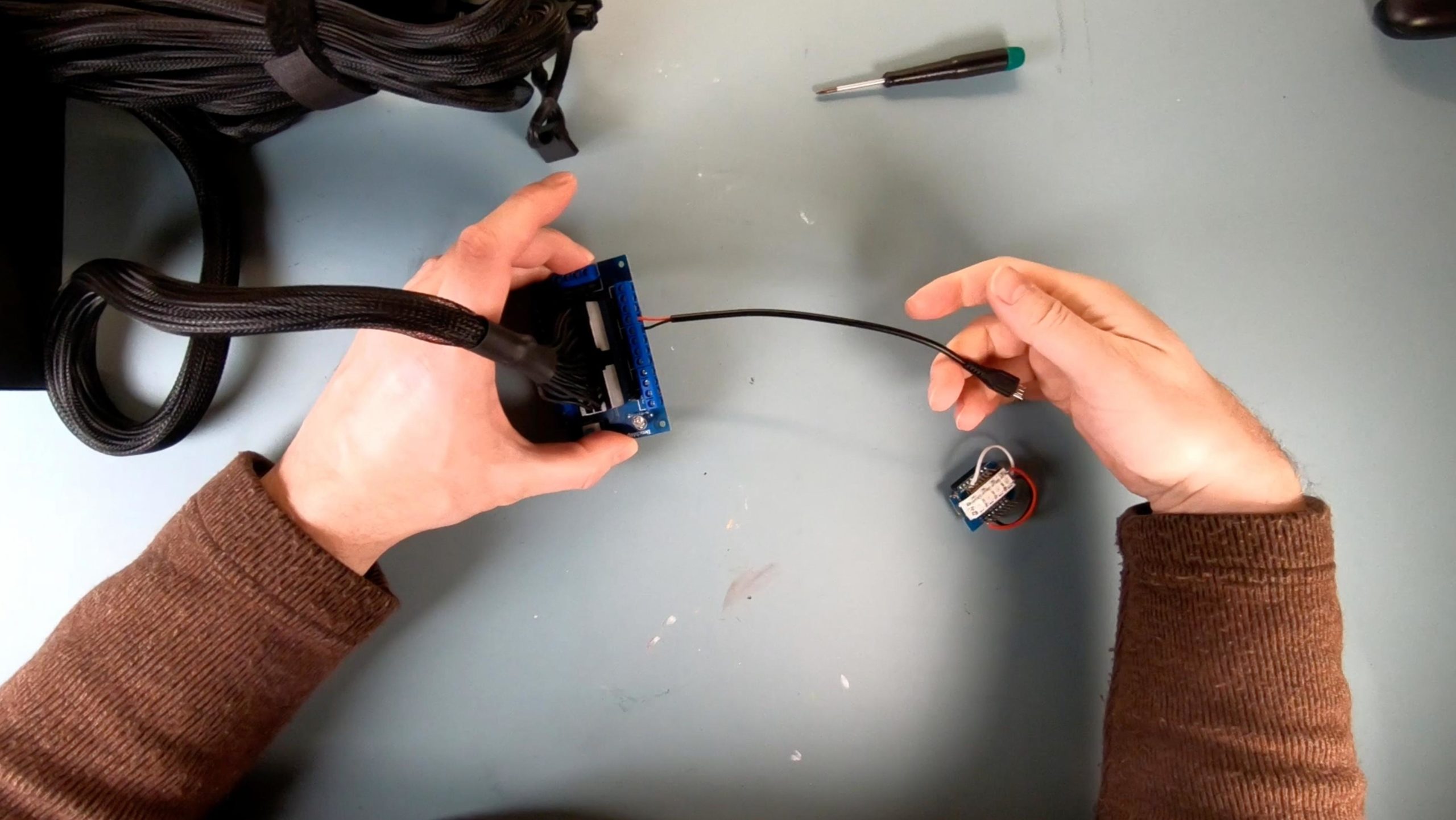 PC-Power Supply to Micro-USB
i.e. for ESP32