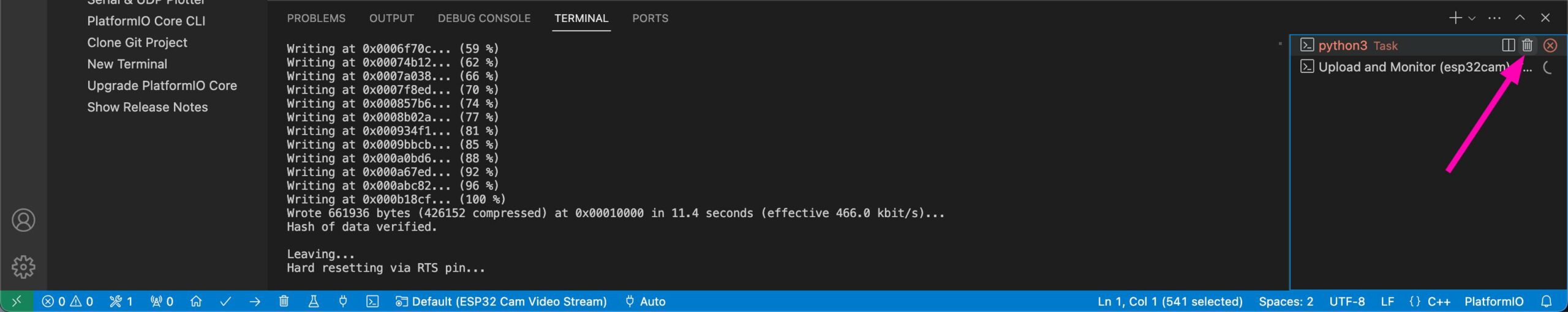 PlatformIO: Close multiple consoles if there are problems during upload.